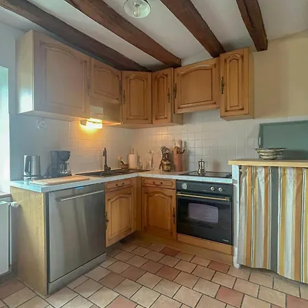 Family In The Alpes Mancelles 펜션